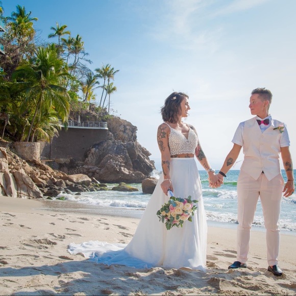 Meet your Posher, Valerie - Picture 1 of 11